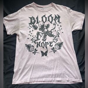 Bloom Hope Graphic T-Shirt